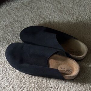 Splendid Black Slip-On Shoes